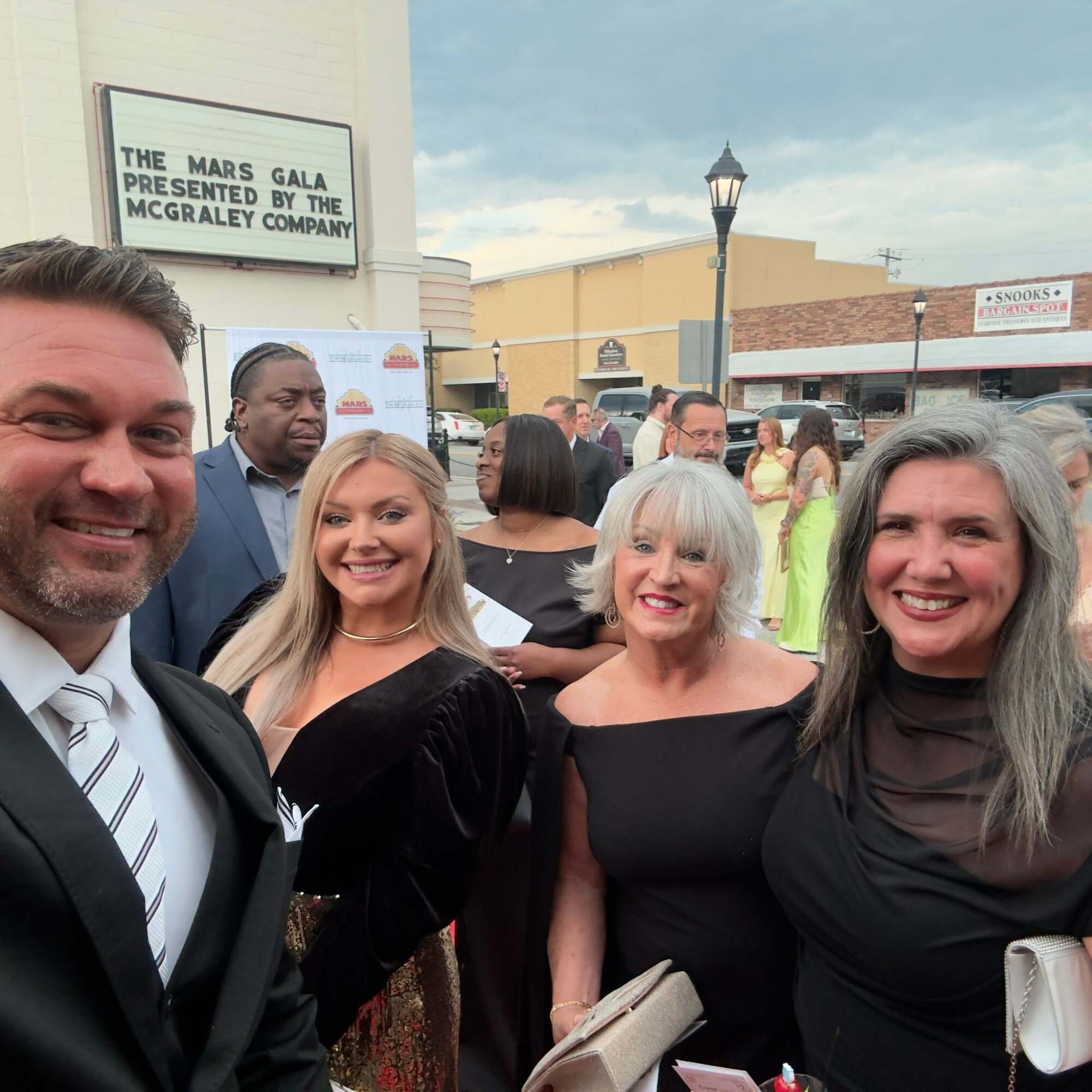 Dee Moncrief attending the Mars Gala in downtown Springfield