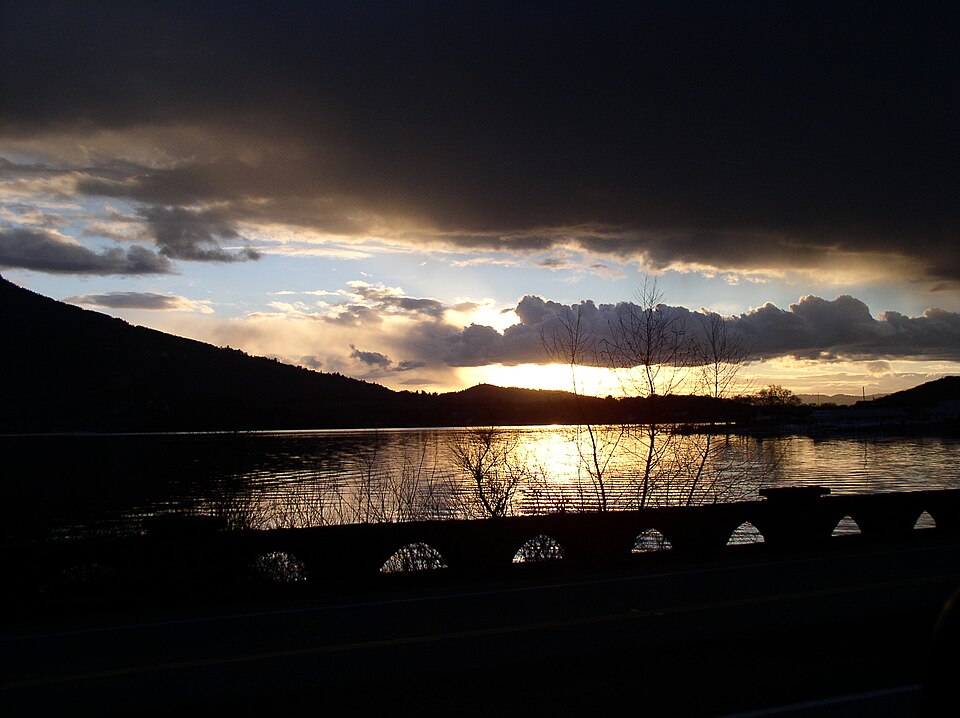 Clearlake Oaks, CA