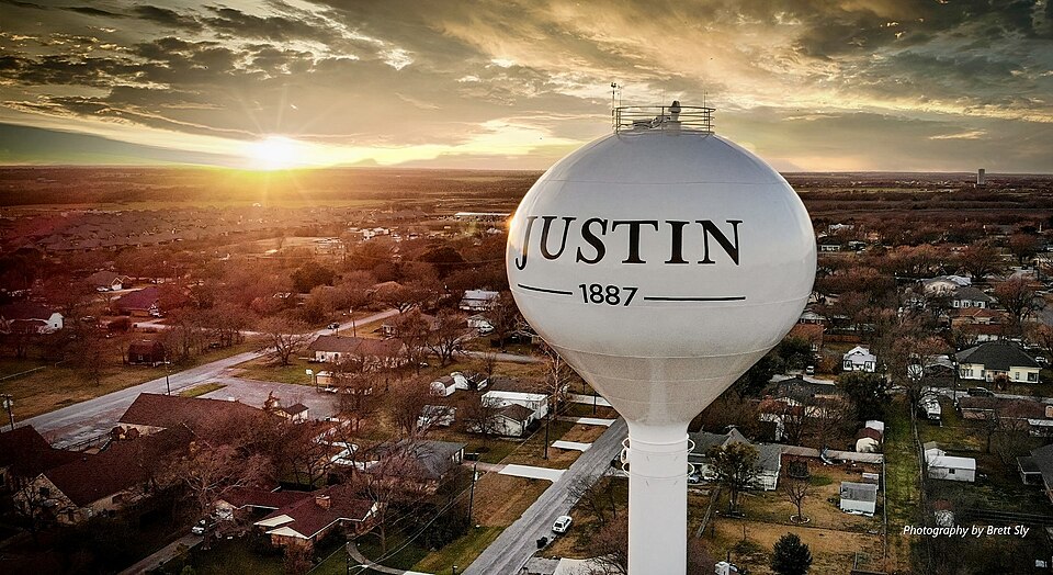 Justin, TX