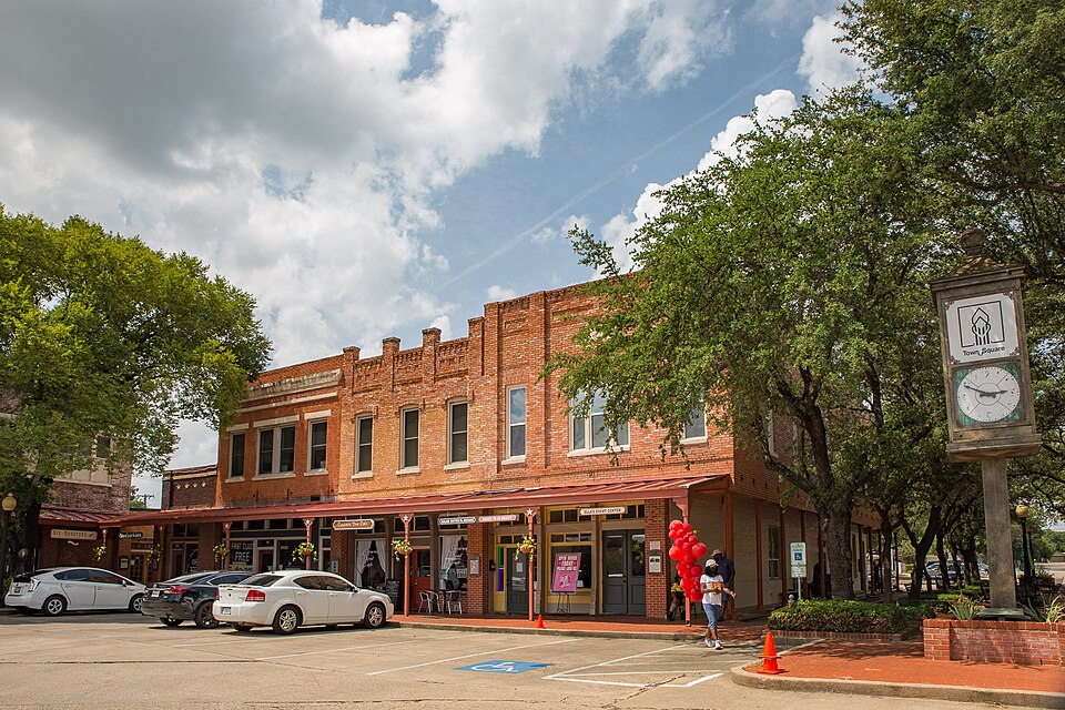 Lancaster, TX