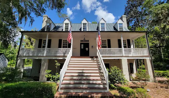 Liberty County Georgia civic and government area