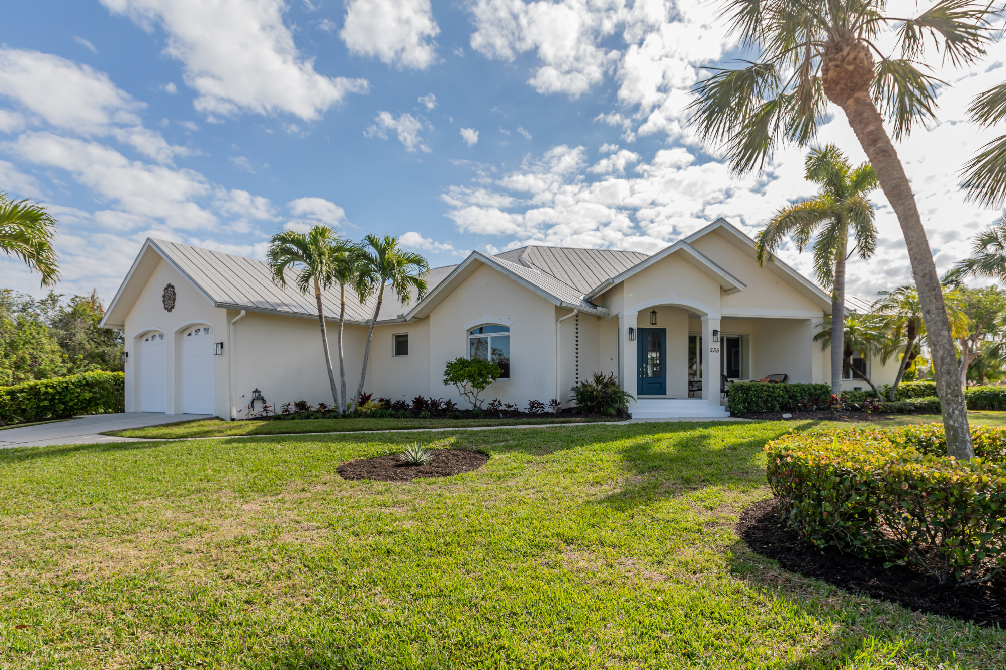 Naples Luxury Realty Photo